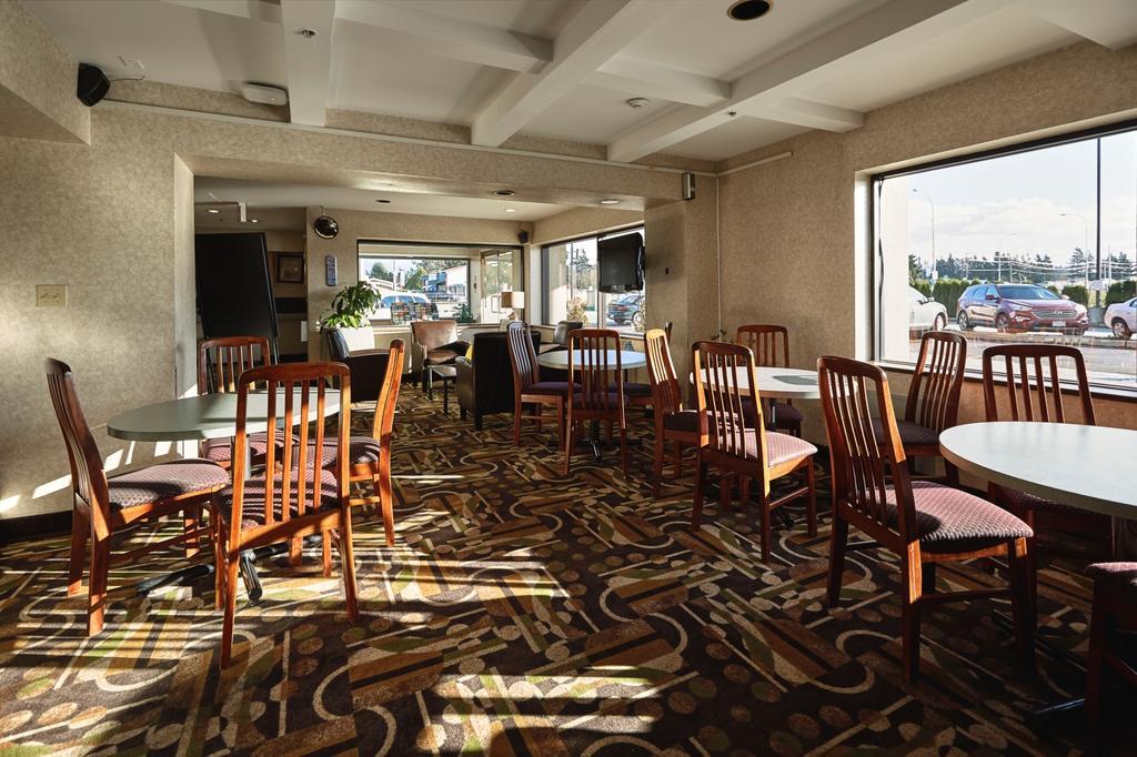 מלון Ramada By Wyndham אבוטספורד מראה חיצוני תמונה