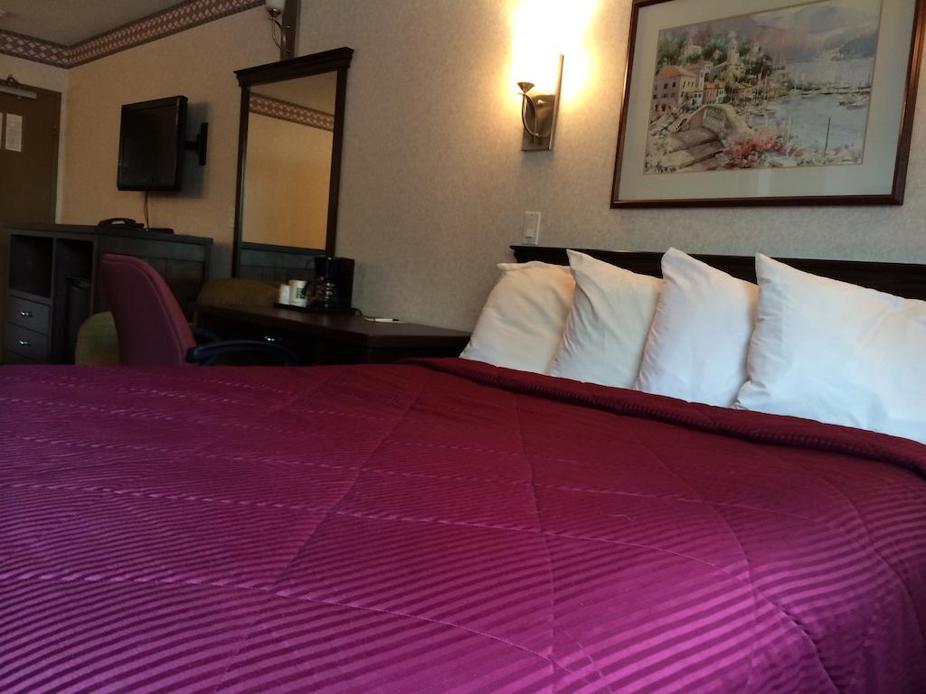 מלון Ramada By Wyndham אבוטספורד חדר תמונה
