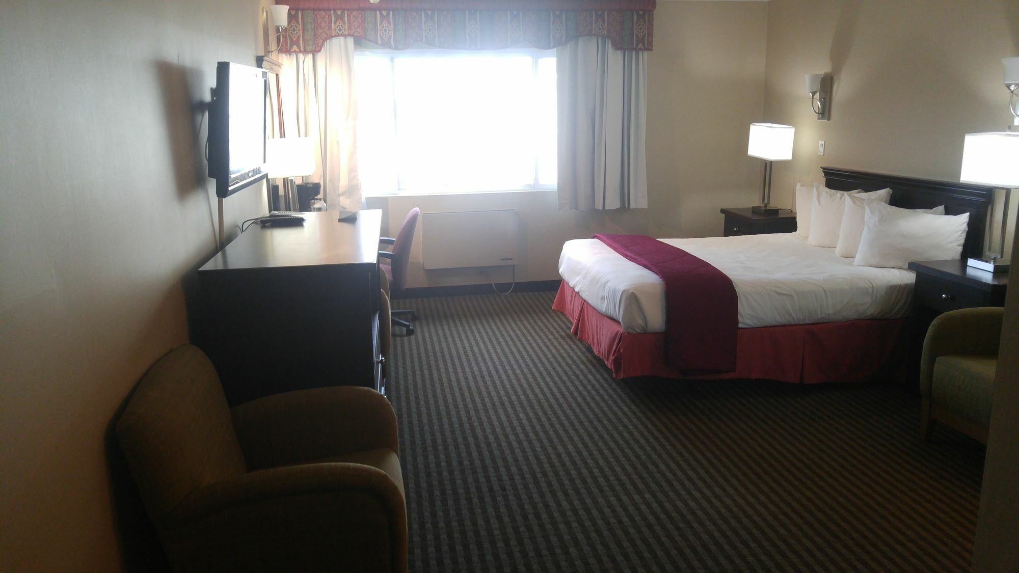 מלון Ramada By Wyndham אבוטספורד מראה חיצוני תמונה